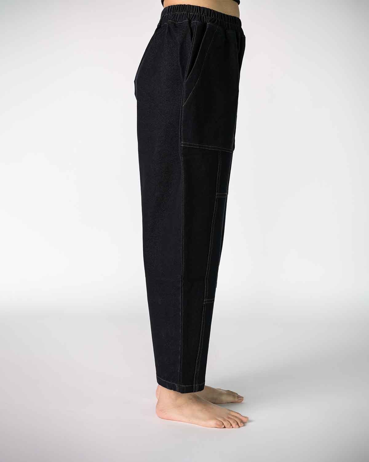 Zeda’s unisex all day long denim - Black